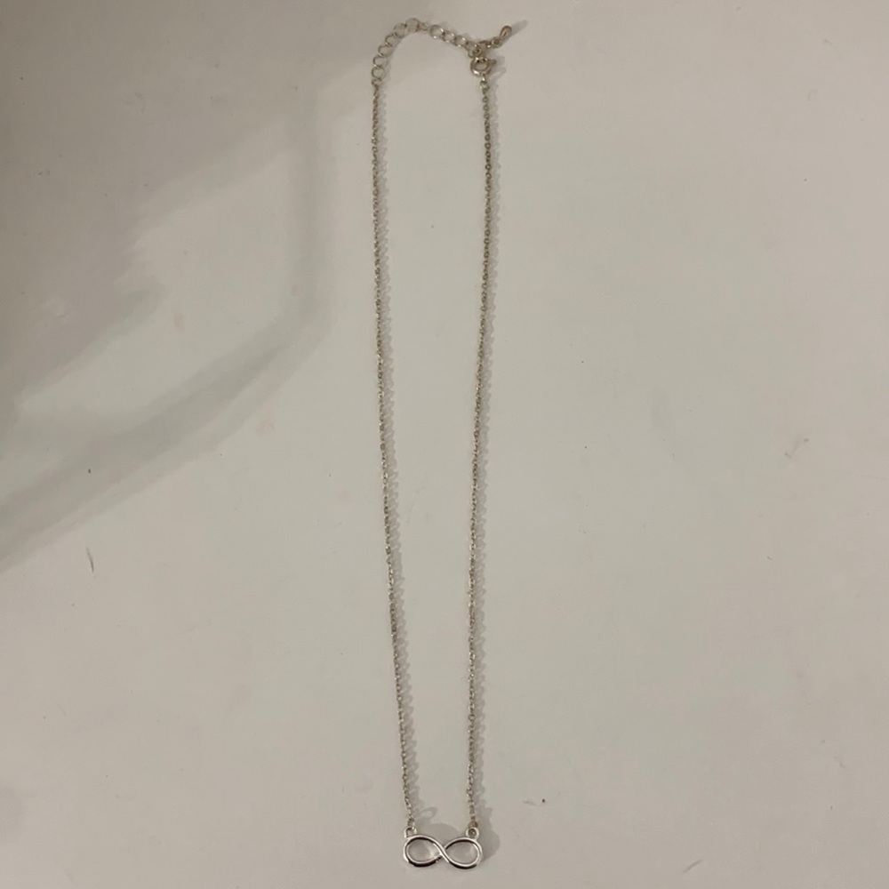NWOT Infinity Sign Necklace